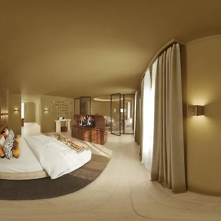 Gounod Fully Renovated 4*