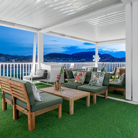 מלון Gounod Fully Renovated 4*