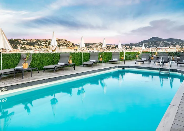 Hotel Gounod Fully Renovated 4*