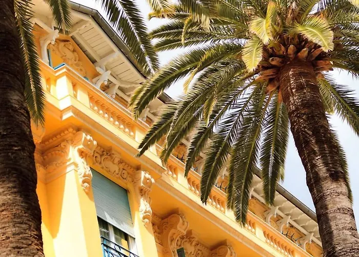 Hotel Gounod Fully Renovated 4*