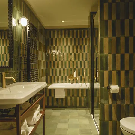 Gounod Fully Renovated Hotel Niza