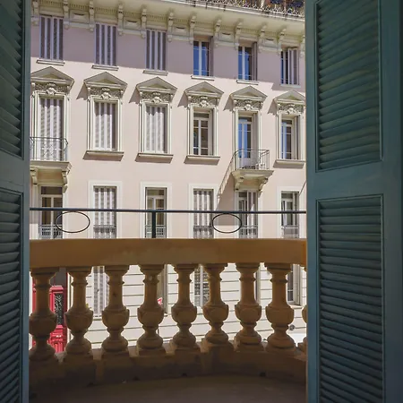 Gounod Fully Renovated Hotel 4*