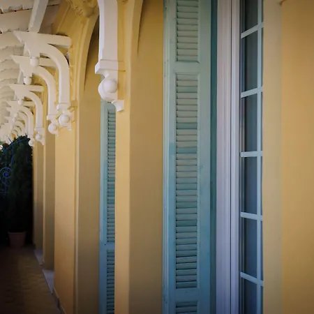 Gounod Fully Renovated Hotel