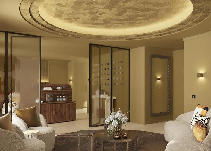 Gounod Fully Renovated Hotel