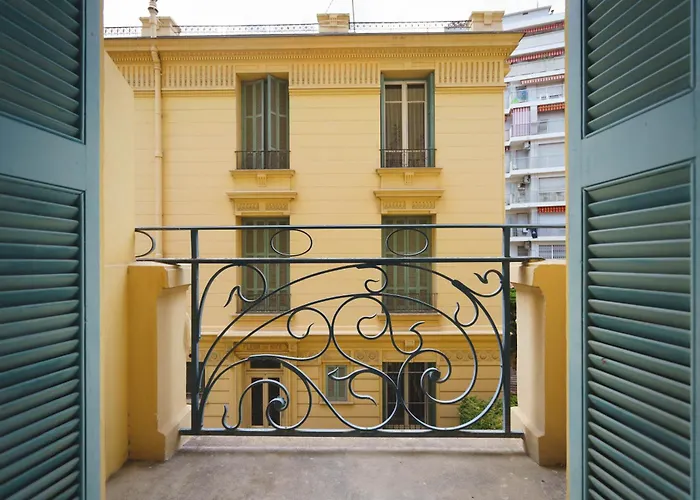 Gounod Fully Renovated 4* Nicea