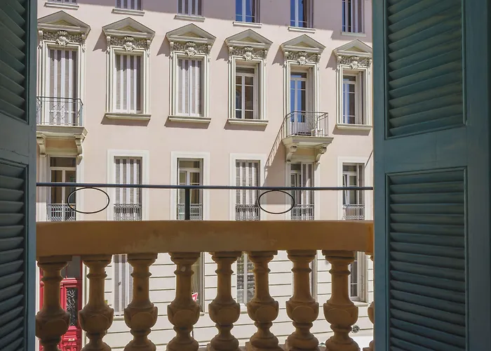 Gounod Fully Renovated Hotel 4*