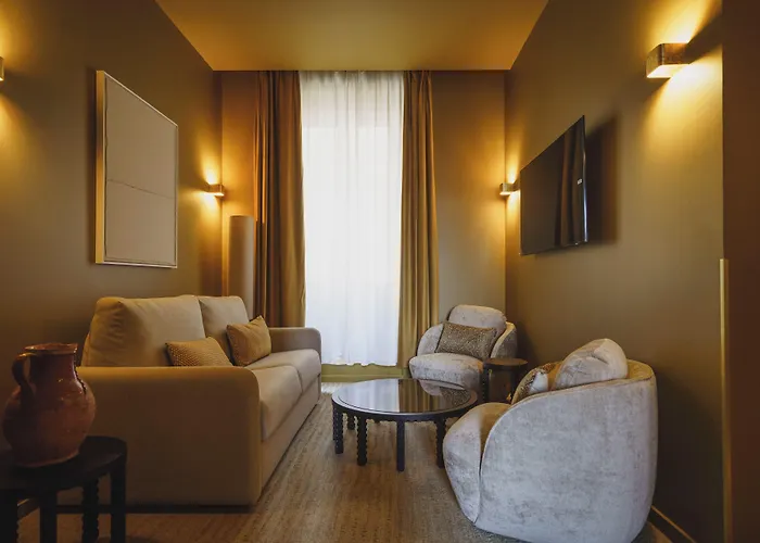 Gounod Fully Renovated 4*