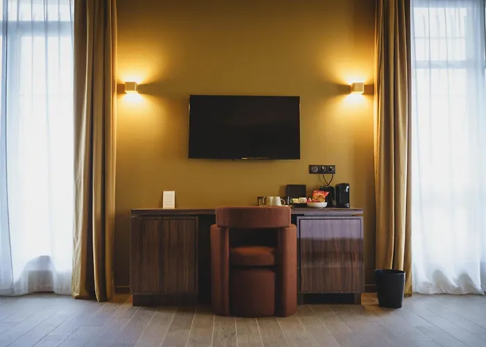 Gounod Fully Renovated Nicea