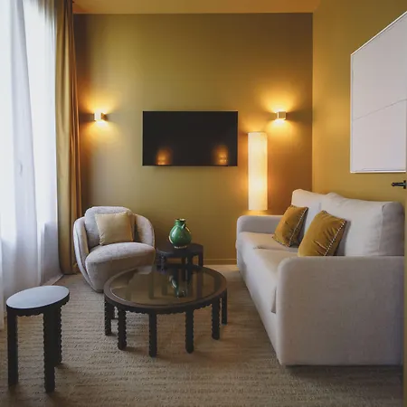 Gounod Fully Renovated 4* Nice